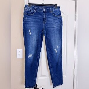 The Platinum Boyfriend Distressed Jean by Chico's size 2 (large)